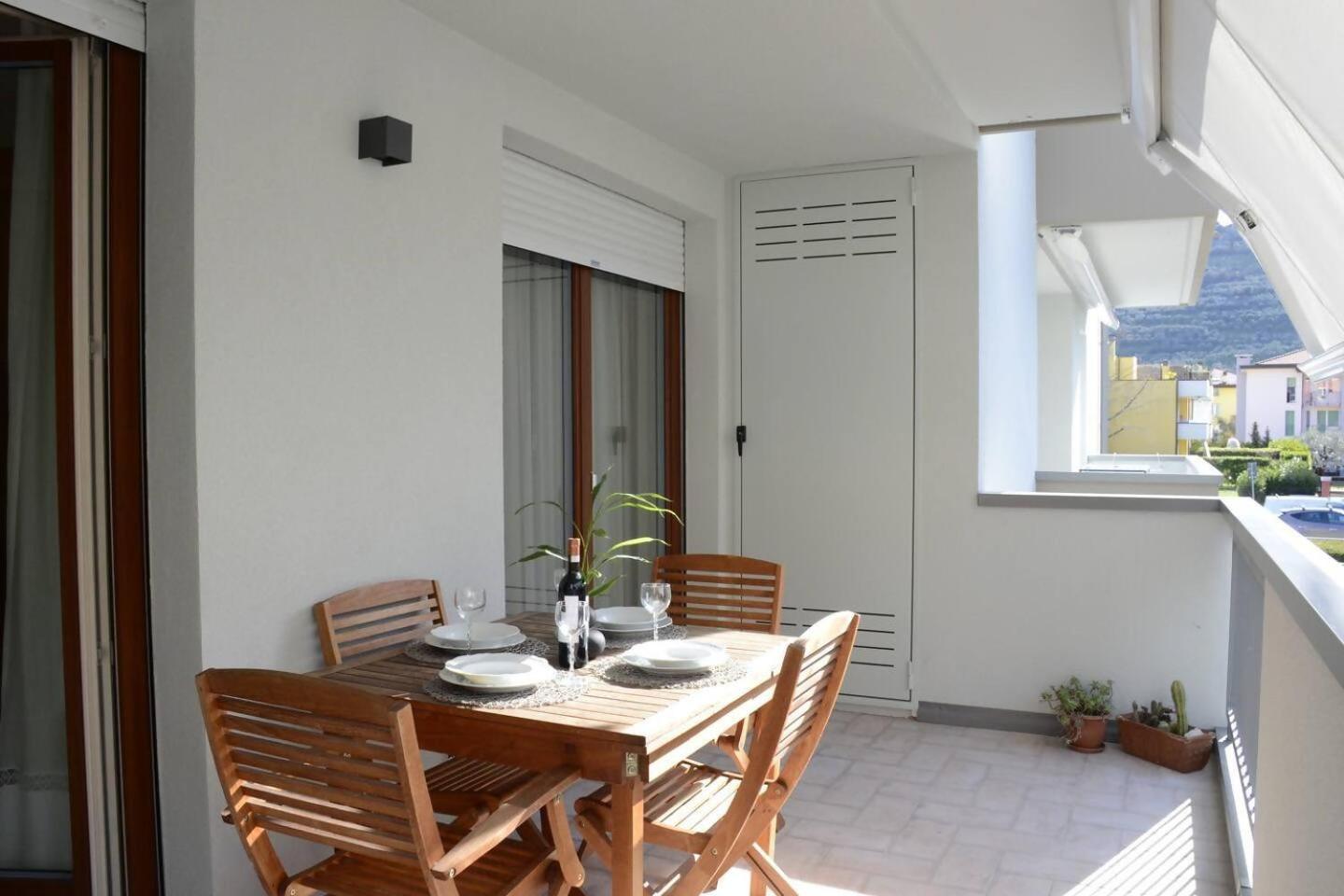 Appartamento Peler13 Con Balcone E Parcheggio Riva del Garda Dış mekan fotoğraf