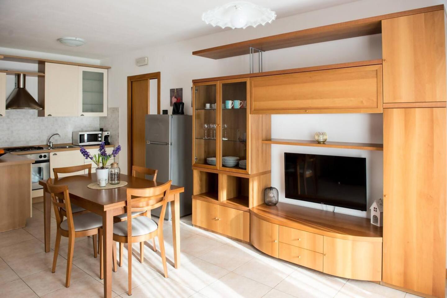 Appartamento Peler13 Con Balcone E Parcheggio Riva del Garda Dış mekan fotoğraf